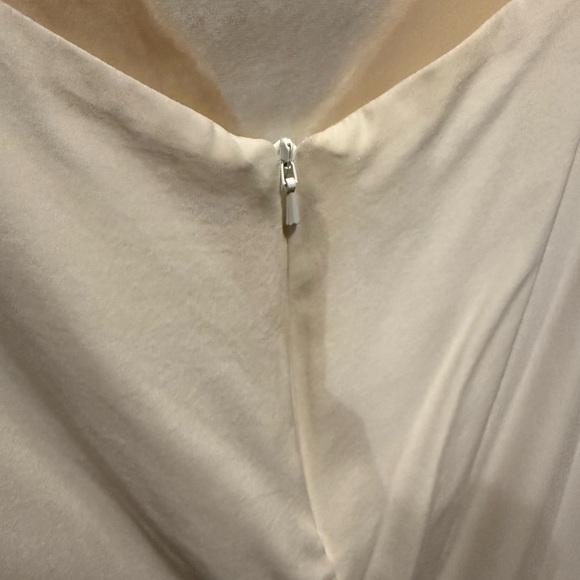 Elegant Cream Lace Wedding Dress - Picture 13 of 16